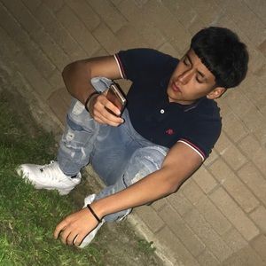 Meet your Posher, Jair